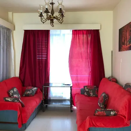 Nice And Cozy Flat Near The Sea Apartmán Larnaca
